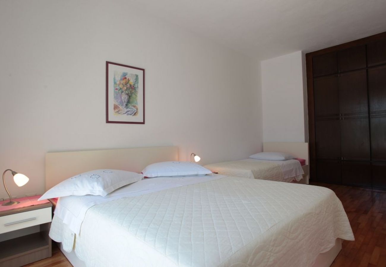 Apartament w Podgora - Apartament w Podgora z Widok na morze, taras, Klimatyzacja, WIFI (849-3)