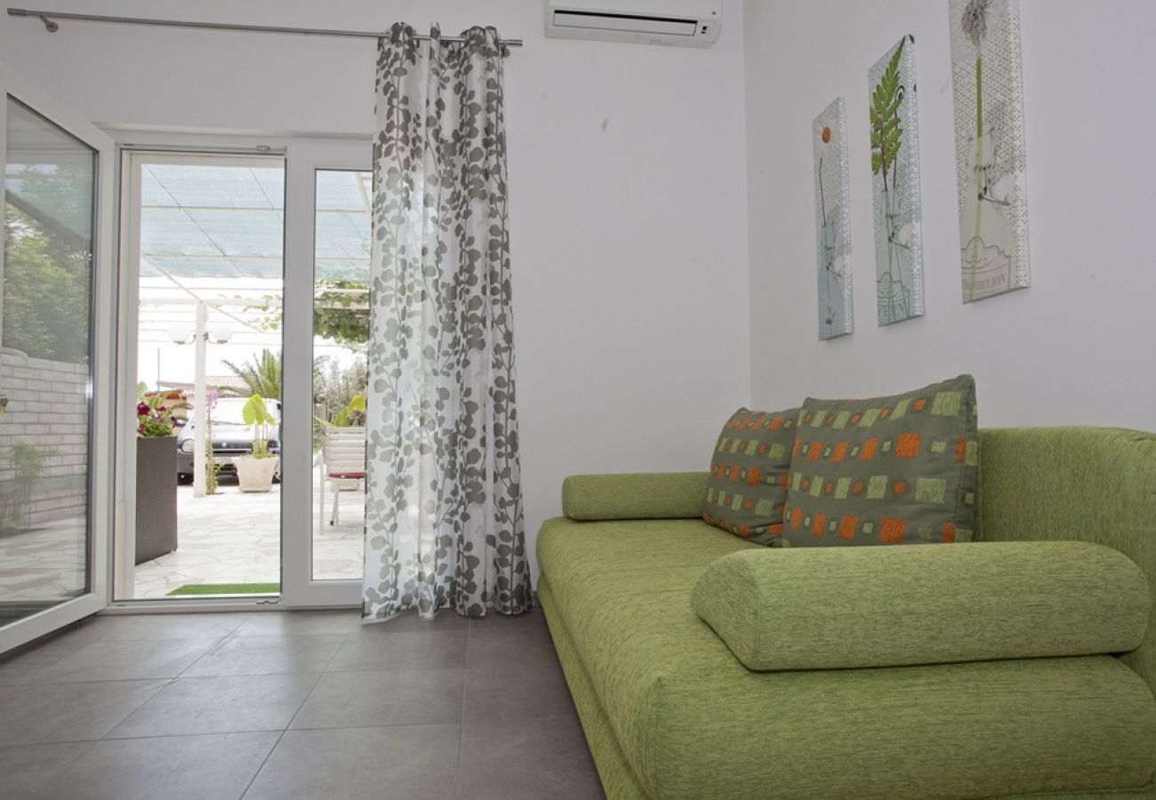 Apartament w Duce - Apartament w Duće z Widok na morze, taras, Klimatyzacja, WIFI (850-1)