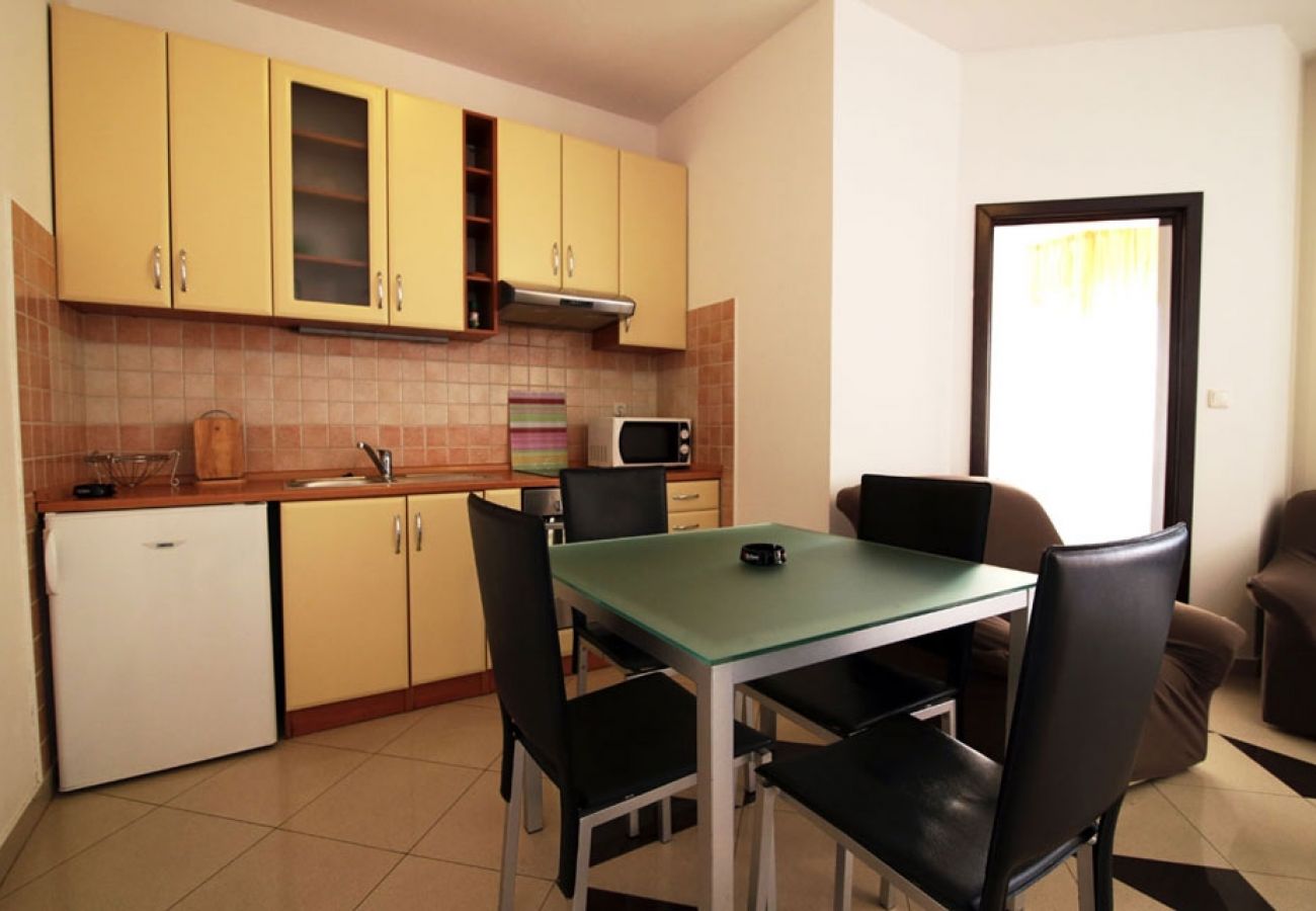 Apartament w Zadar - Apartament w Zadar z balkon, Klimatyzacja, WIFI (858-1)