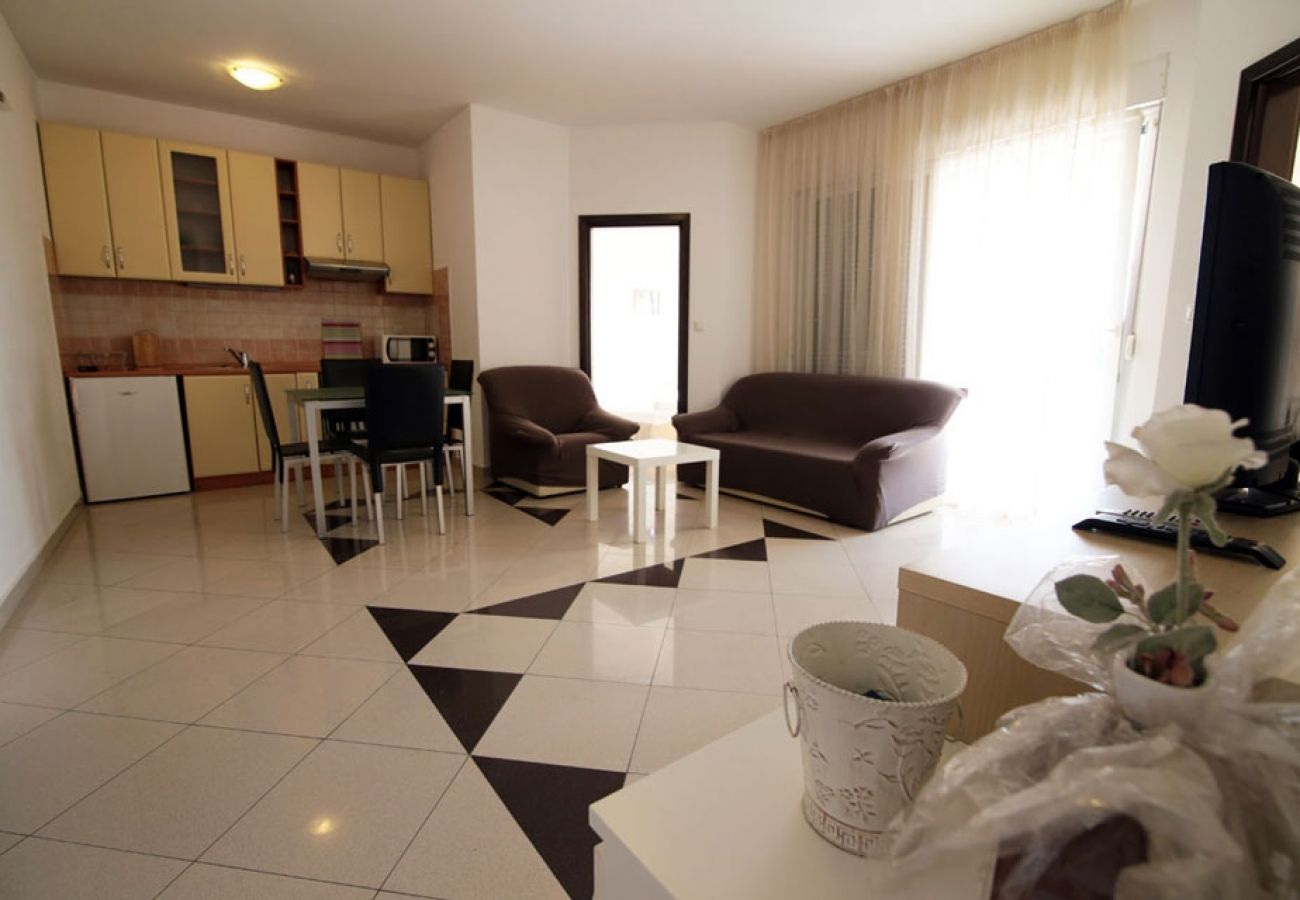 Apartament w Zadar - Apartament w Zadar z balkon, Klimatyzacja, WIFI (858-1)