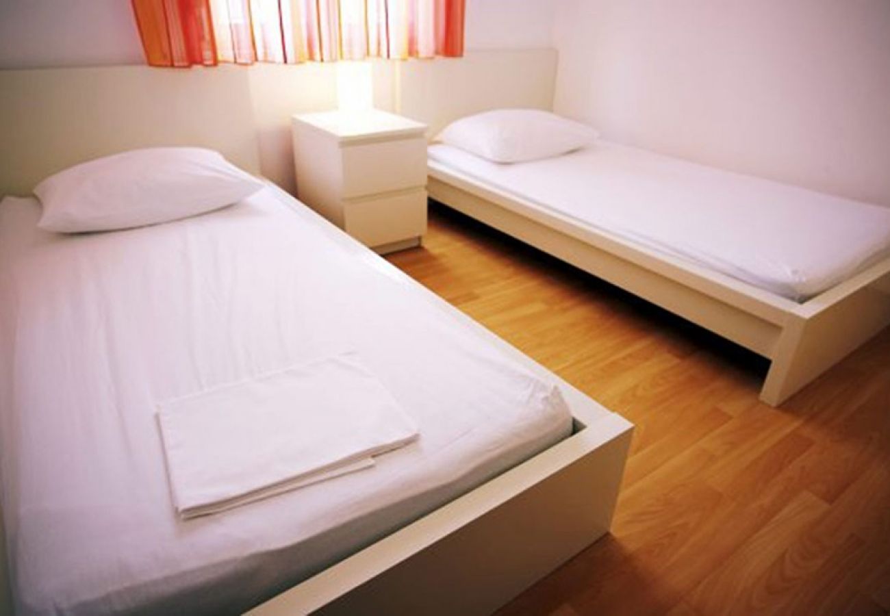 Apartament w Zadar - Apartament w Zadar z Widok na morze, balkon, Klimatyzacja, WIFI (858-2)