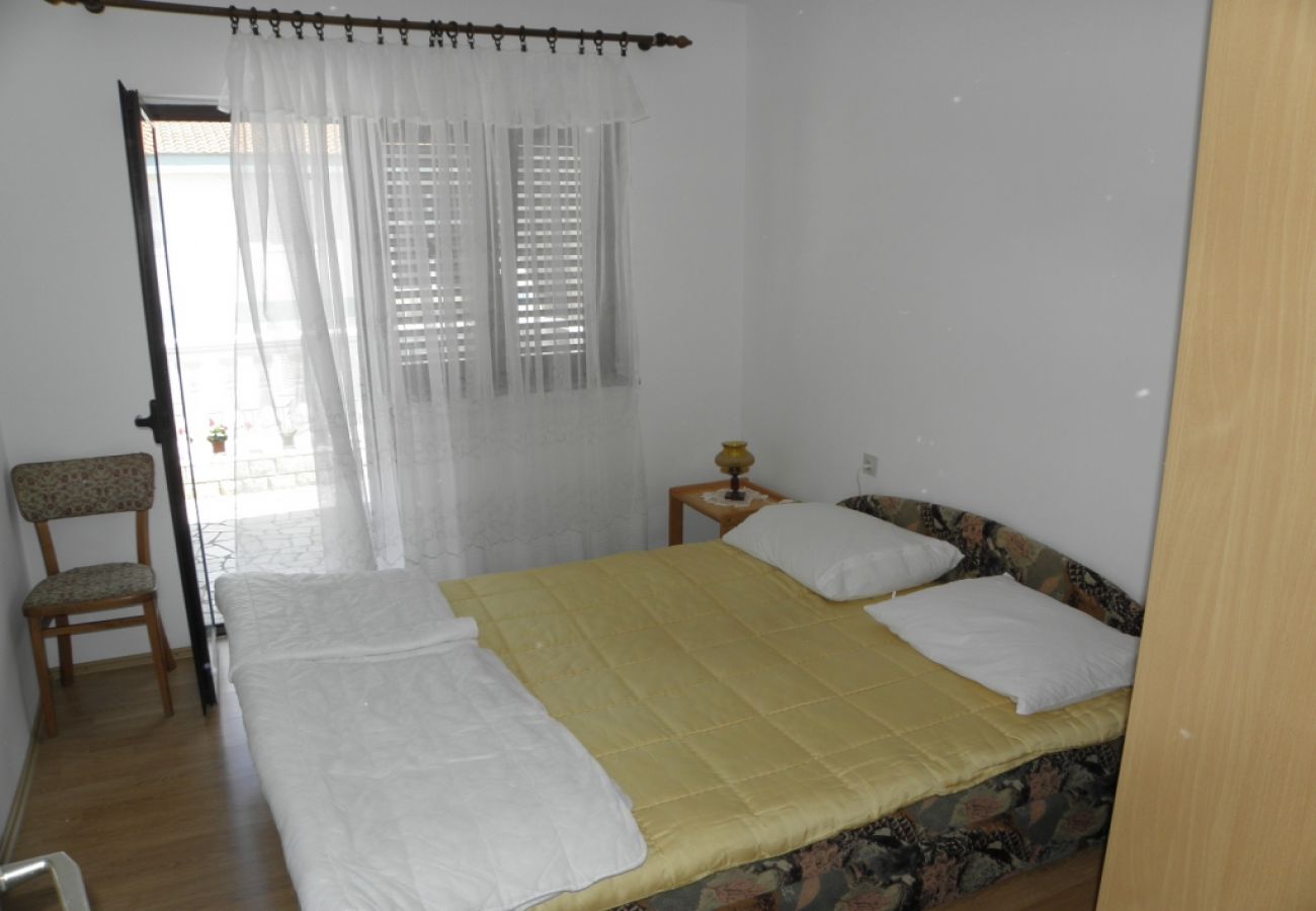 Apartament w Baška - Apartament w Baška z Widok na morze, taras, Klimatyzacja, WIFI (863-2)