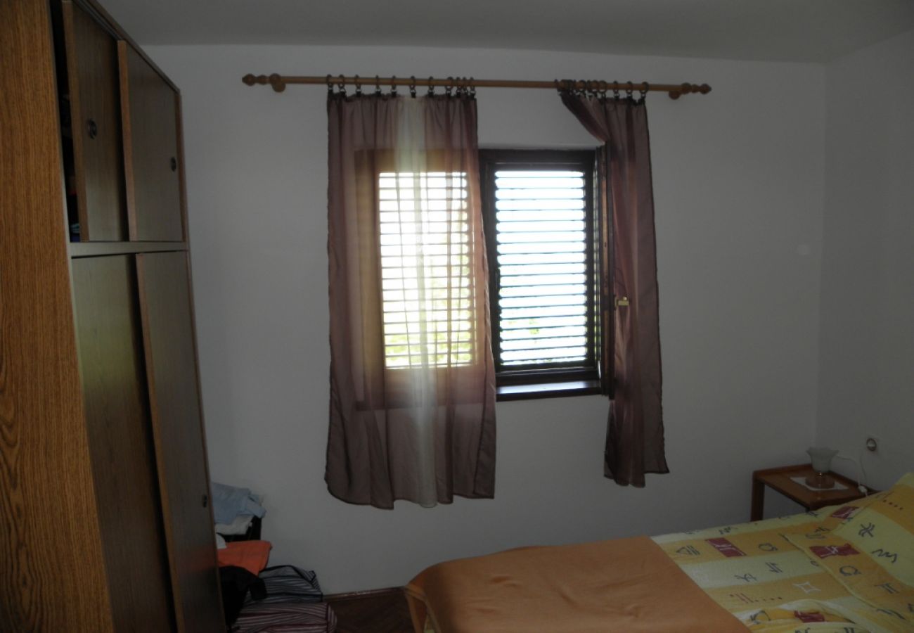 Apartament w Baška - Apartament w Baška z taras, Klimatyzacja, WIFI, Pralka (863-3)