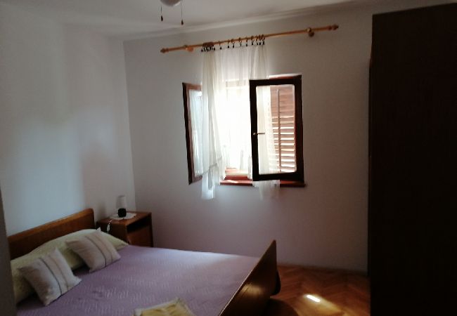 Apartament w Bibinje - Apartament w Bibinje z Widok na morze, taras, Klimatyzacja, WIFI (868-4) Apartament w Bibinje - Apartament w Bibinje z Widok na morze, taras, Klimatyzacja, WIFI (868-4)