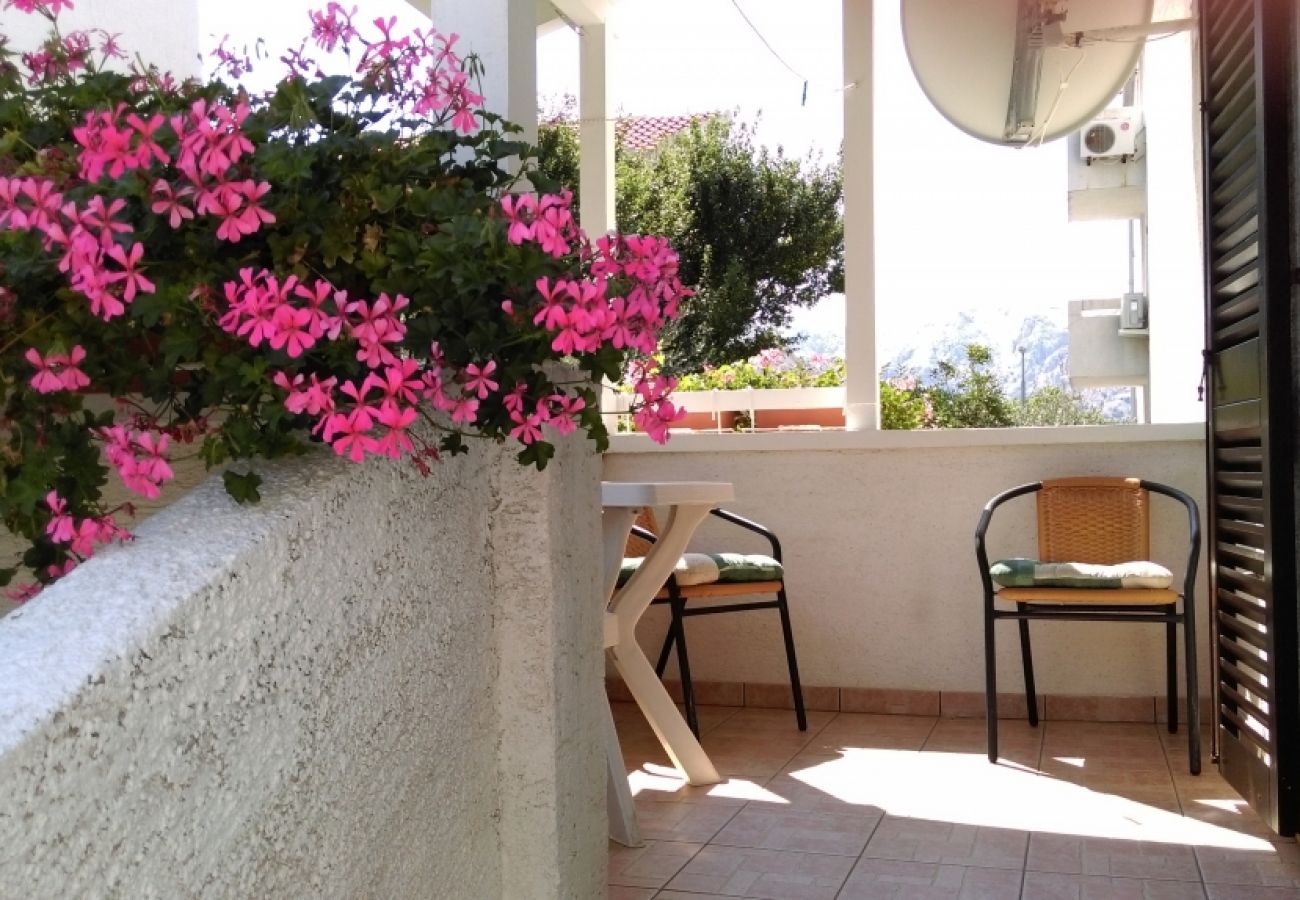 Apartament w Baška - Apartament w Baška z balkon, Klimatyzacja, WIFI, Pralka (883-3)