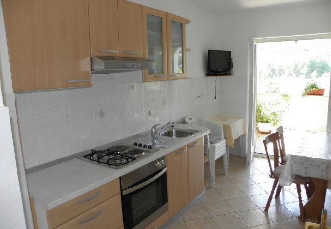 Apartament w Lopar - Apartament w Lopar z balkon, Klimatyzacja, WIFI, Pralka (893-1) Apartament w Lopar - Apartament w Lopar z balkon, Klimatyzacja, WIFI, Pralka (893-1)