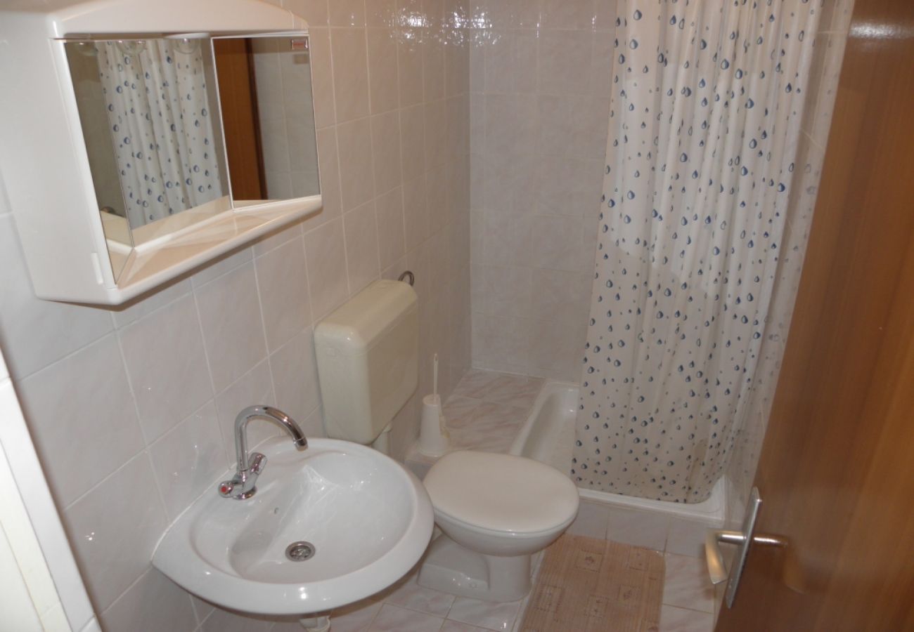 Apartament w Lopar - Apartament w Lopar z taras, Klimatyzacja, WIFI, Pralka (893-3)