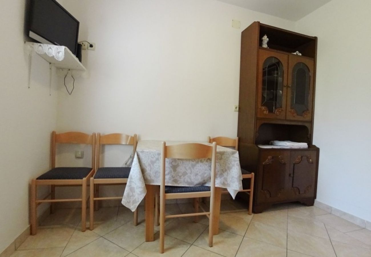 Apartament w Lopar - Apartament w Lopar z taras, Klimatyzacja, WIFI, Pralka (893-5)