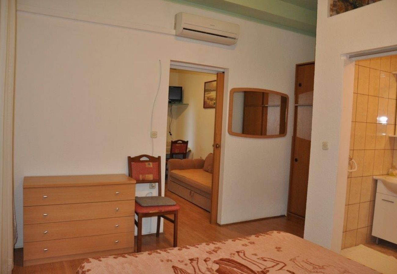 Apartament w Lopar - Apartament w Lopar z taras, Klimatyzacja, WIFI, Pralka (899-1)