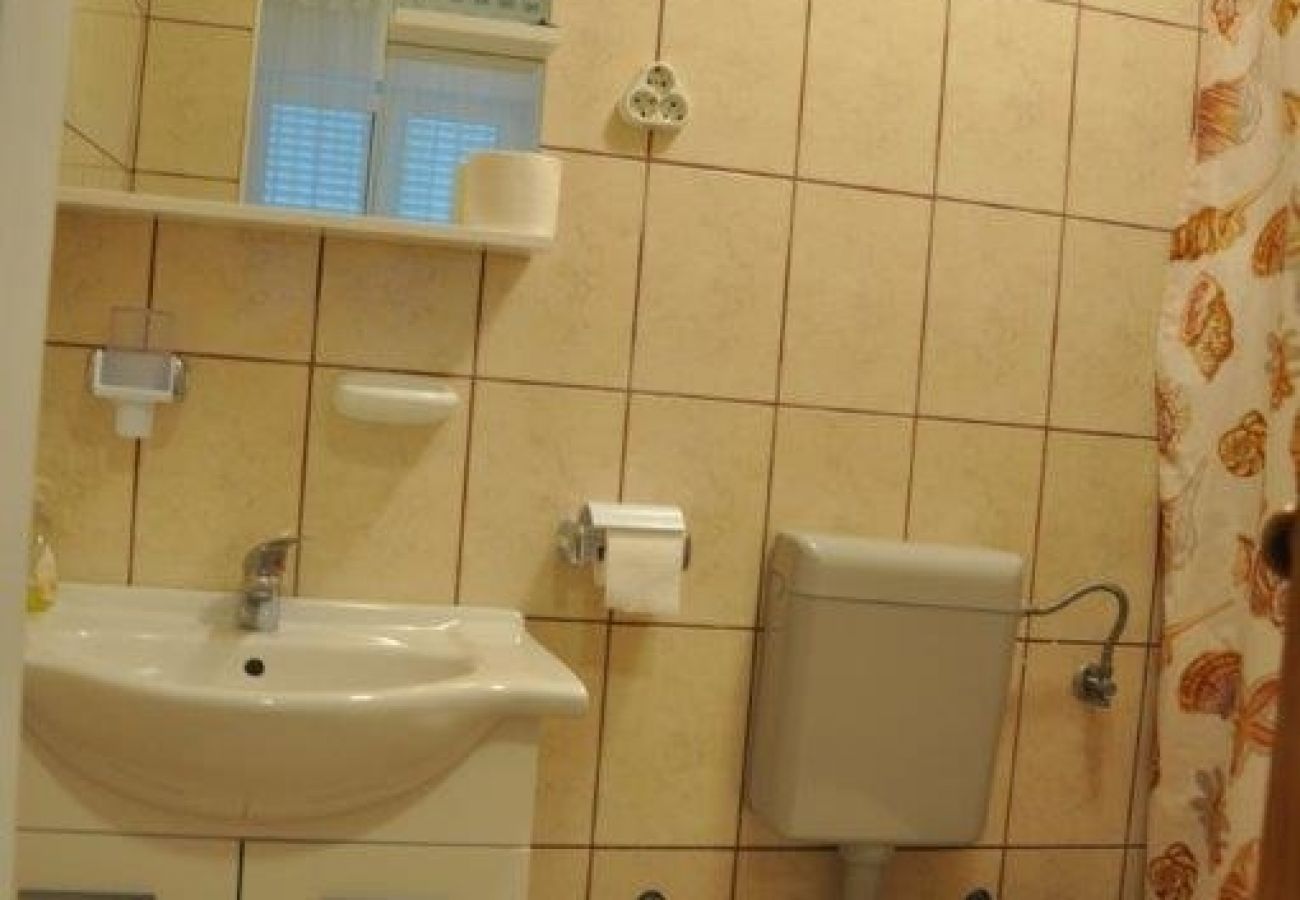 Apartament w Lopar - Apartament w Lopar z taras, Klimatyzacja, WIFI, Pralka (899-1)