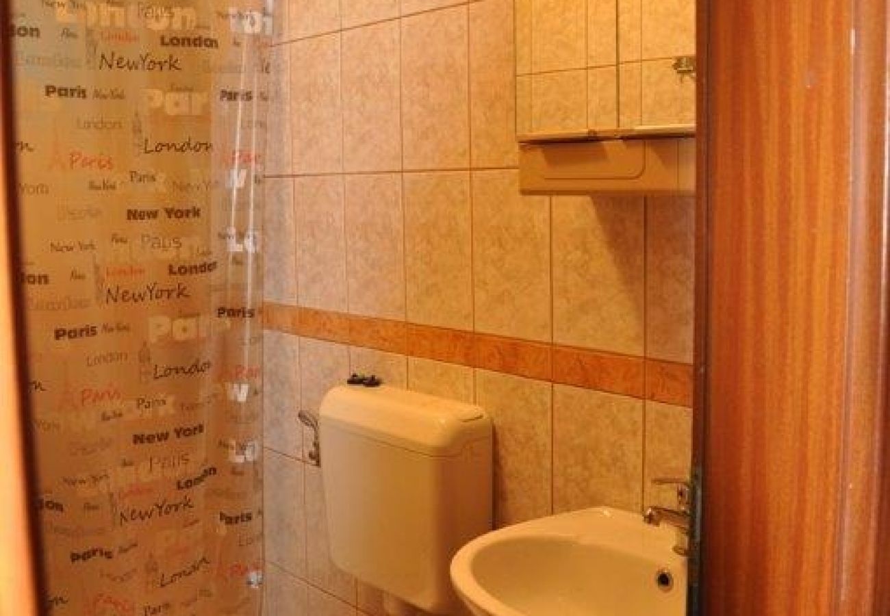 Apartament w Lopar - Apartament w Lopar z taras, Klimatyzacja, WIFI, Pralka (899-2)