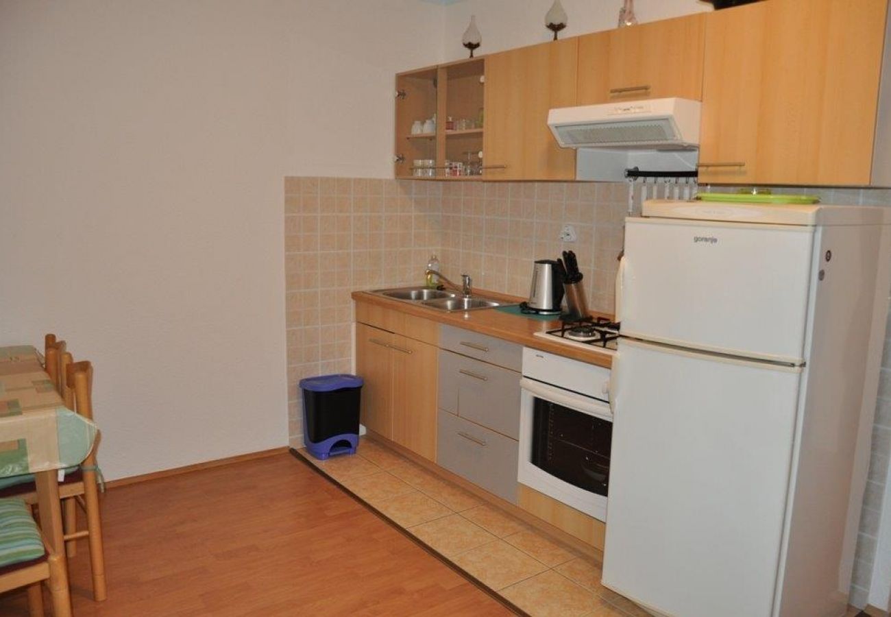 Apartament w Lopar - Apartament w Lopar z taras, Klimatyzacja, WIFI, Pralka (899-3)