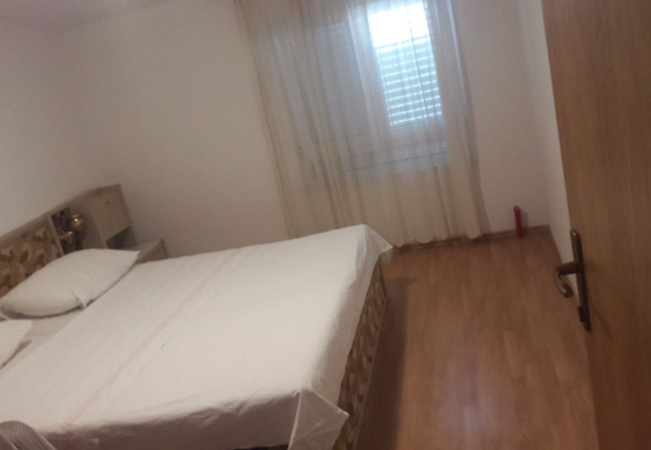 Apartament w Duce - Apartament w Duće z Widok na morze, taras, Klimatyzacja, WIFI (900-2)