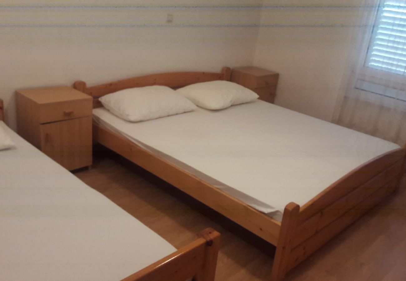 Apartament w Duce - Apartament w Duće z Widok na morze, taras, Klimatyzacja, WIFI (900-2)