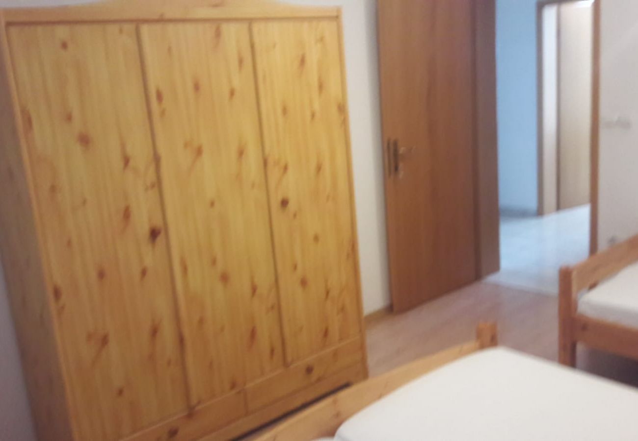 Apartament w Duce - Apartament w Duće z Widok na morze, taras, Klimatyzacja, WIFI (900-2)