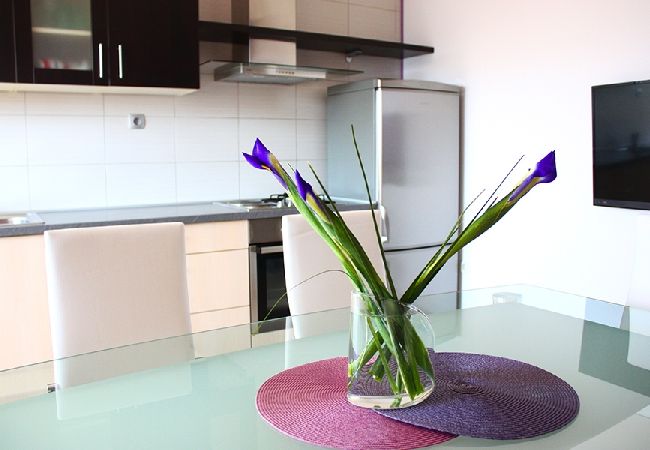 Apartament w Grebaštica - Apartament w Grebaštica z Widok na morze, taras, Klimatyzacja, WIFI (886-2) Apartament w Grebaštica - Apartament w Grebaštica z Widok na morze, taras, Klimatyzacja, WIFI (886-2)