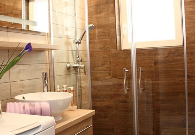 Apartament w Grebaštica - Apartament w Grebaštica z Widok na morze, taras, Klimatyzacja, WIFI (886-2) Apartament w Grebaštica - Apartament w Grebaštica z Widok na morze, taras, Klimatyzacja, WIFI (886-2)