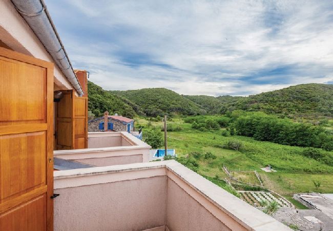 Apartament w Supetarska Draga - Apartament w Supetarska Draga z Widok na morze, balkon, Klimatyzacja, WIFI (3321-4) Apartament w Supetarska Draga - Apartament w Supetarska Draga z Widok na morze, balkon, Klimatyzacja, WIFI (3321-4)