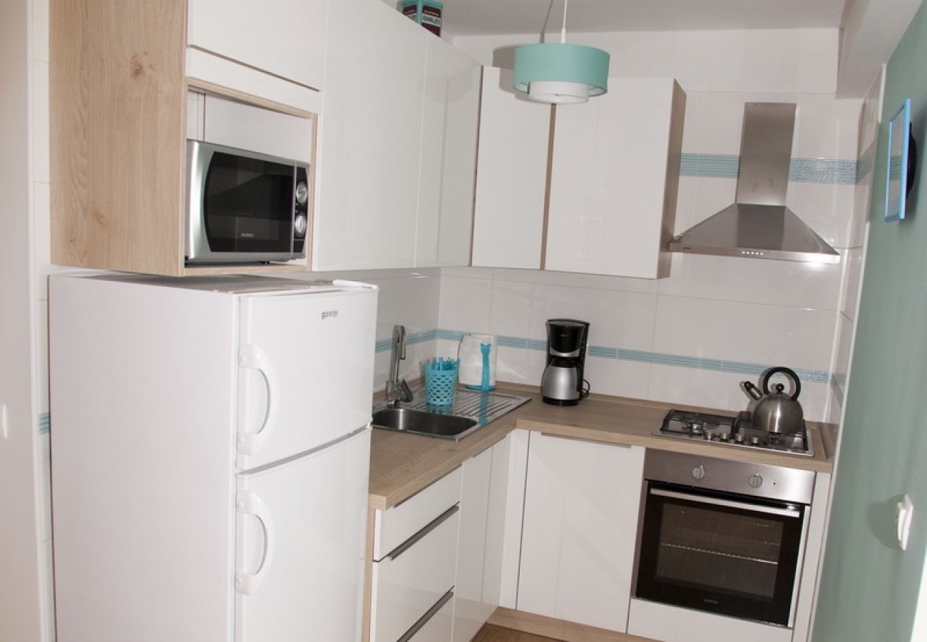 Apartament w Vrbnik - Apartament w Vrbnik z Widok na morze, taras, Klimatyzacja, WIFI (879-2)