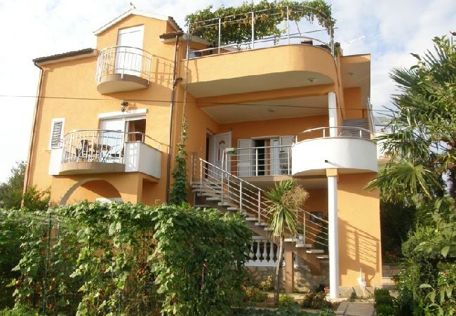 Apartament w Vodice - Apartament w Vodice z Widok na morze, balkon, Klimatyzacja, WIFI (3335-1) Apartament w Vodice - Apartament w Vodice z Widok na morze, balkon, Klimatyzacja, WIFI (3335-1)