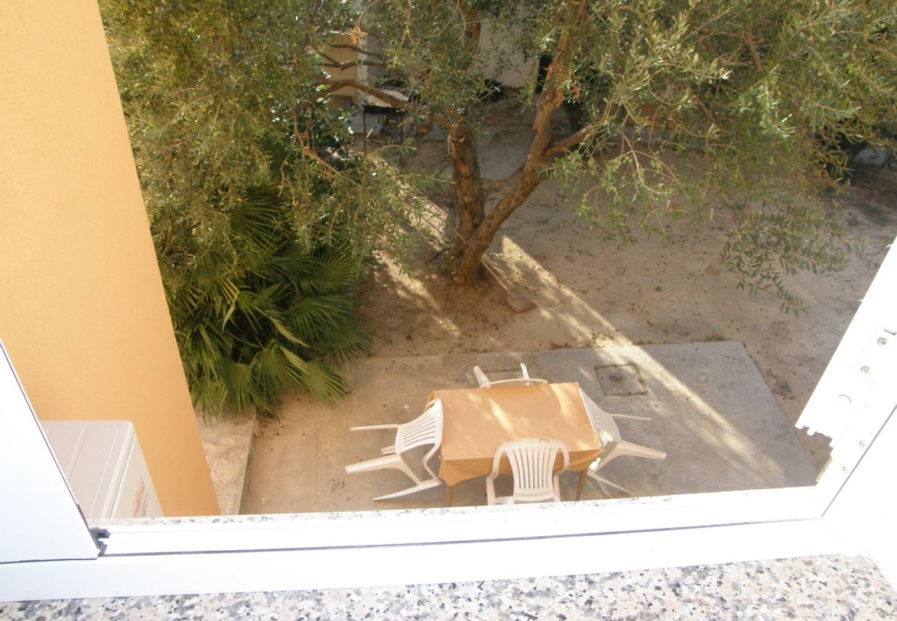 Apartament w Vodice - Apartament w Vodice z Widok na morze, balkon, Klimatyzacja, WIFI (3335-1)