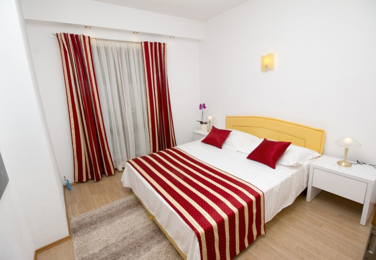 Apartament w Pisak - Apartament w Pisak z Widok na morze, balkon, Klimatyzacja, WIFI (3340-8)