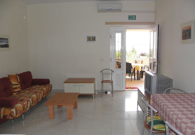 Apartament w Premantura - Apartament w Premantura z taras, Klimatyzacja, WIFI, Pralka (3352-27) Apartament w Premantura - Apartament w Premantura z taras, Klimatyzacja, WIFI, Pralka (3352-27)