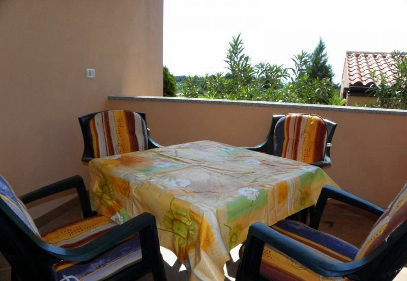 Apartament w Premantura - Apartament w Premantura z taras, Klimatyzacja, WIFI, Pralka (3352-27)