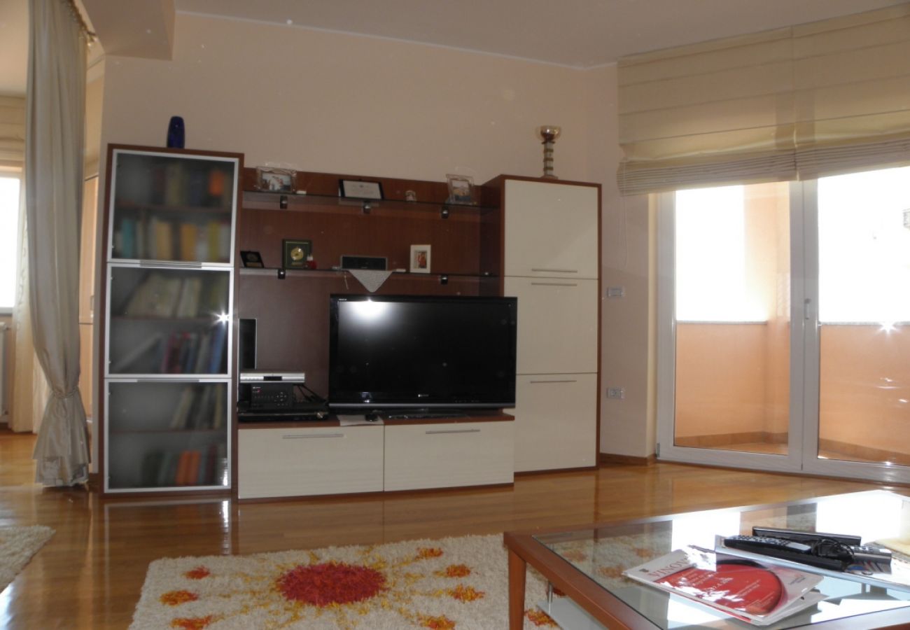 Apartament w Premantura - Apartament w Premantura z Widok na morze, taras, Klimatyzacja, WIFI (3352-29)