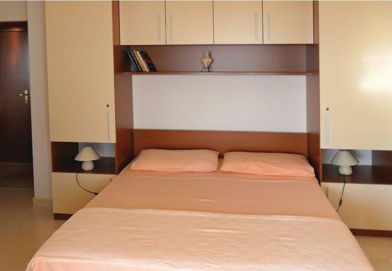 Apartament w Sucuraj - Apartament w Sućuraj z Widok na morze, taras, Klimatyzacja, WIFI (3354-1)