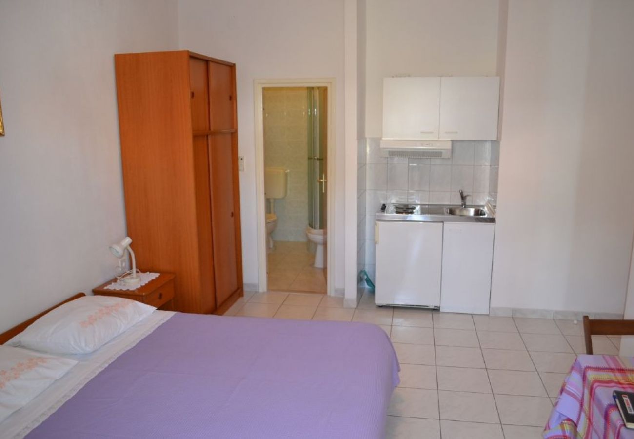 Studio w Povlja - Apartament Studio w Povlja z Widok na morze, taras, Klimatyzacja, WIFI (3365-1)