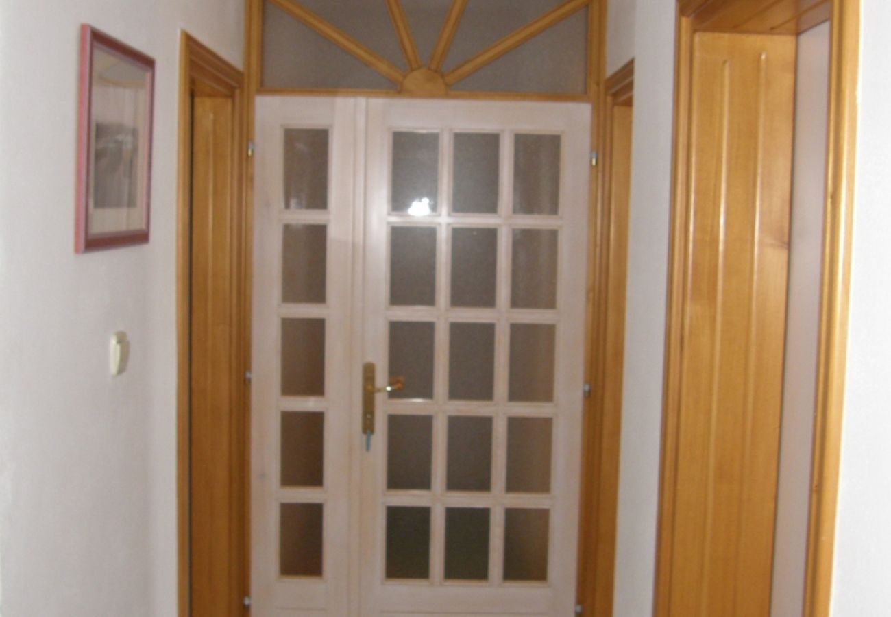 Apartament w Bol - Apartament w Bol z Widok na morze, balkon, Klimatyzacja, WIFI (3416-3)