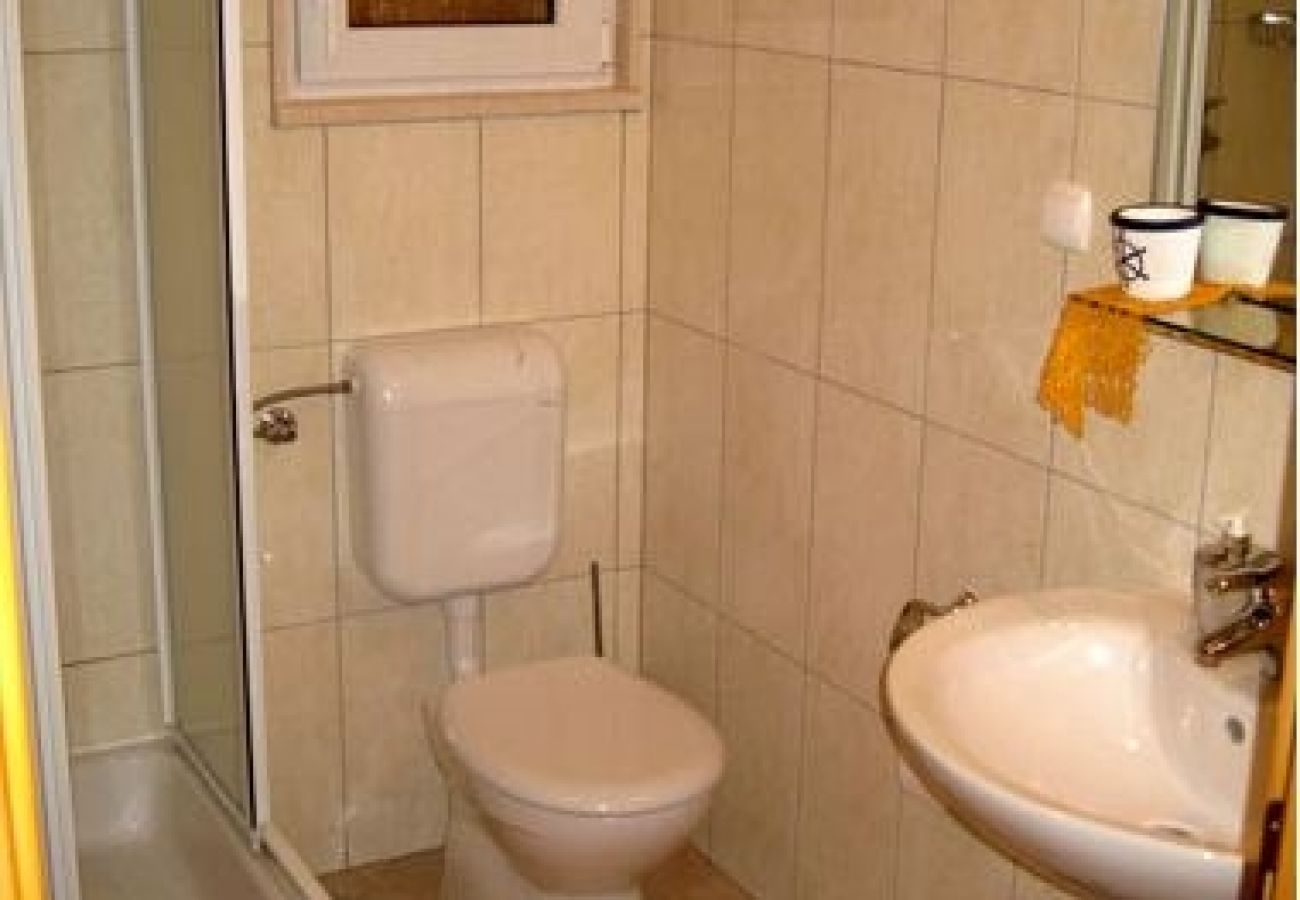 Apartament w Bol - Apartament w Bol z Widok na morze, taras, Klimatyzacja, WIFI (3417-2)