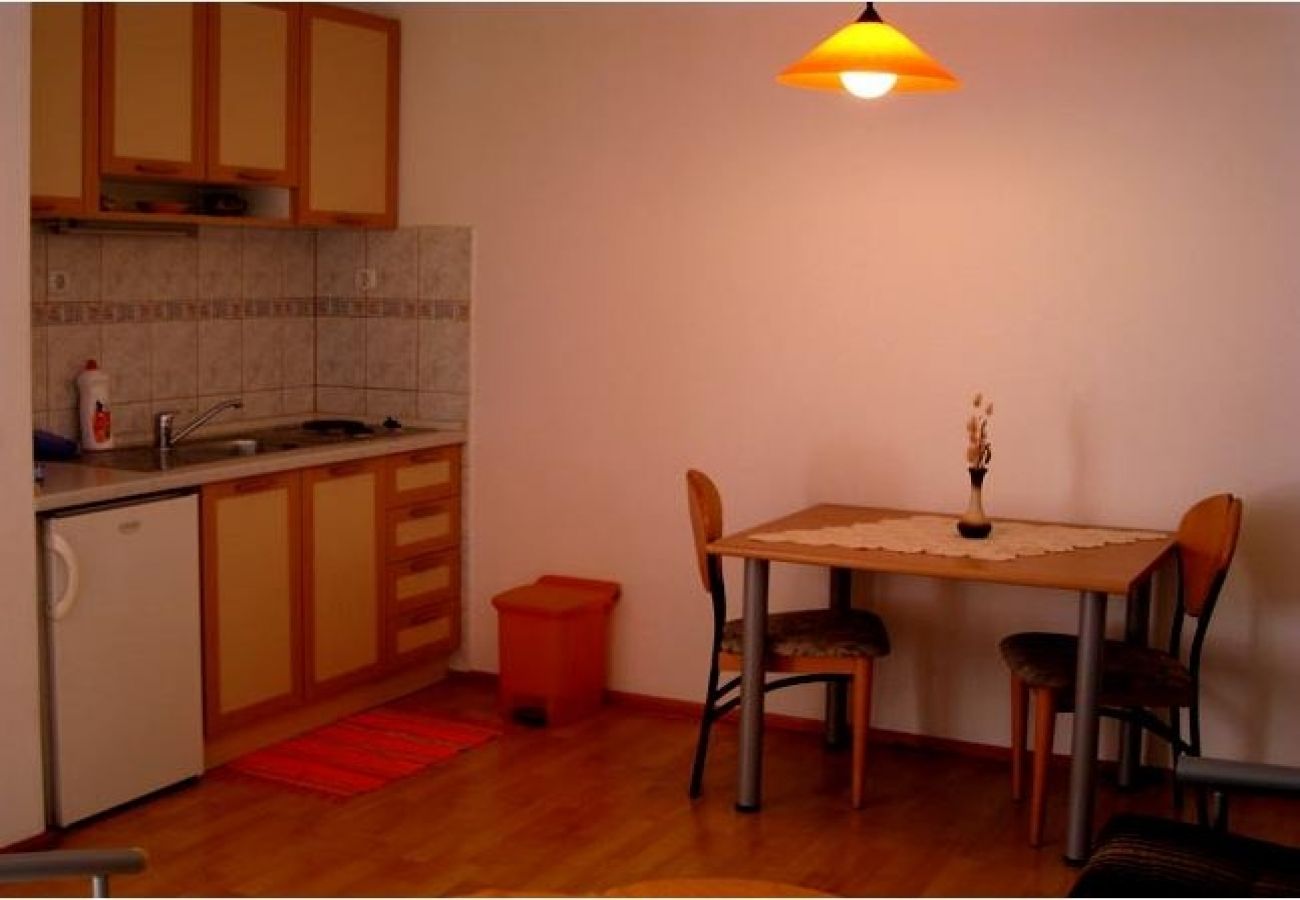 Studio w Bol - Apartament Studio w Bol z Widok na morze, balkon, Klimatyzacja, WIFI (3417-3)