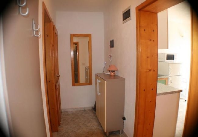 Apartament w Bol - Apartament w Bol z Widok na morze, balkon, Klimatyzacja, WIFI (3417-4) Apartament w Bol - Apartament w Bol z Widok na morze, balkon, Klimatyzacja, WIFI (3417-4)