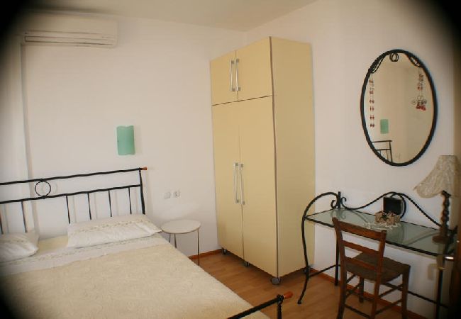 Apartament w Bol - Apartament w Bol z Widok na morze, balkon, Klimatyzacja, WIFI (3417-4) Apartament w Bol - Apartament w Bol z Widok na morze, balkon, Klimatyzacja, WIFI (3417-4)