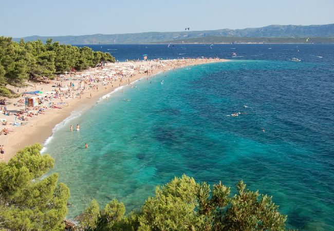 Apartament w Bol - Apartament w Bol z Widok na morze, balkon, Klimatyzacja, WIFI (3417-4) Apartament w Bol - Apartament w Bol z Widok na morze, balkon, Klimatyzacja, WIFI (3417-4)