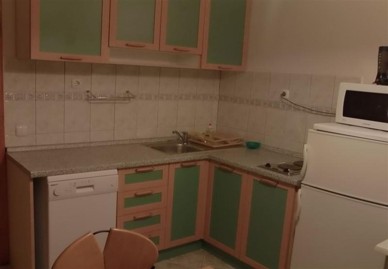 Apartament w Bol - Apartament w Bol z Widok na morze, balkon, Klimatyzacja, WIFI (3417-4)