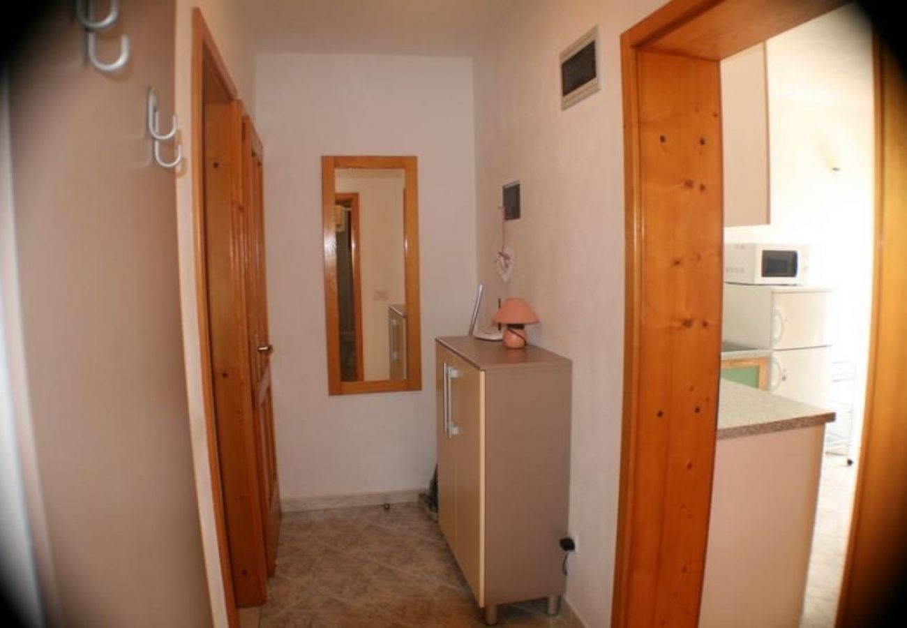 Apartament w Bol - Apartament w Bol z Widok na morze, balkon, Klimatyzacja, WIFI (3417-4)