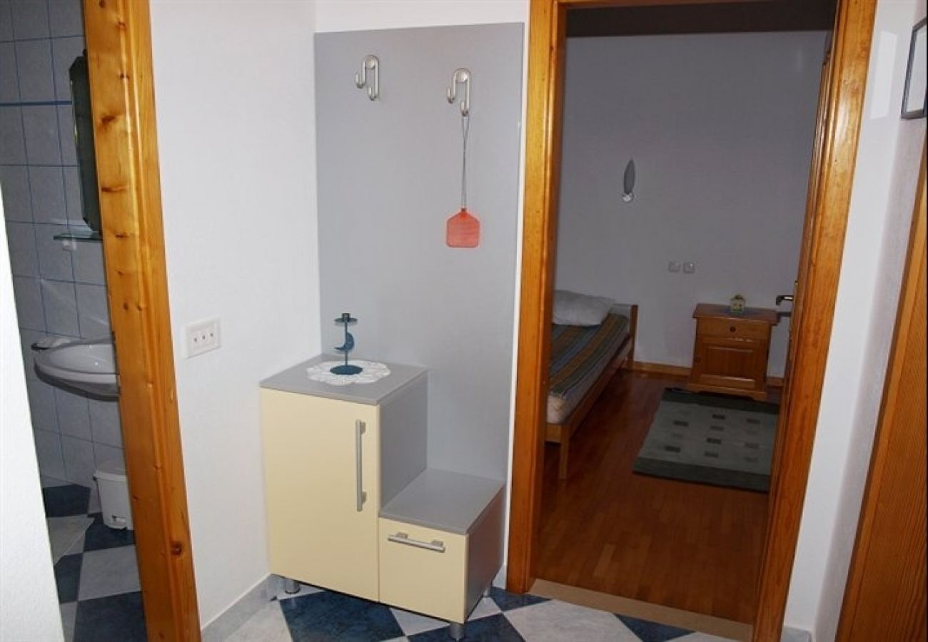 Apartament w Bol - Apartament w Bol z Widok na morze, balkon, Klimatyzacja, WIFI (3417-5)