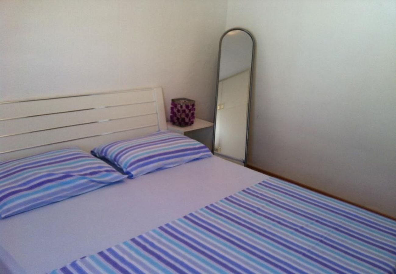 Apartament w Povlja - Apartament w Povlja z Widok na morze, taras, Klimatyzacja, WIFI (3419-1)