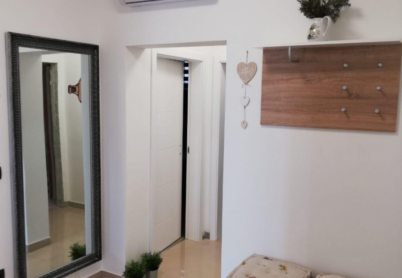 Apartament w Duce - Apartament w Duće z Widok na morze, taras, Klimatyzacja, WIFI (3423-6)