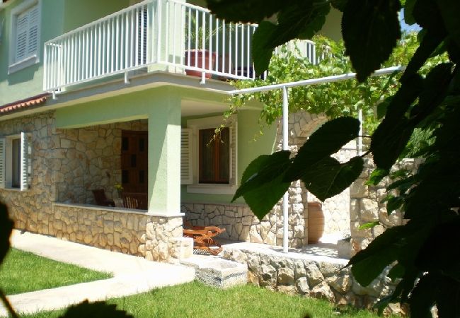 Apartament w Okrug Gornji - Apartament w Okrug Gornji z taras, Klimatyzacja, WIFI (3436-1) Apartament w Okrug Gornji - Apartament w Okrug Gornji z taras, Klimatyzacja, WIFI (3436-1)