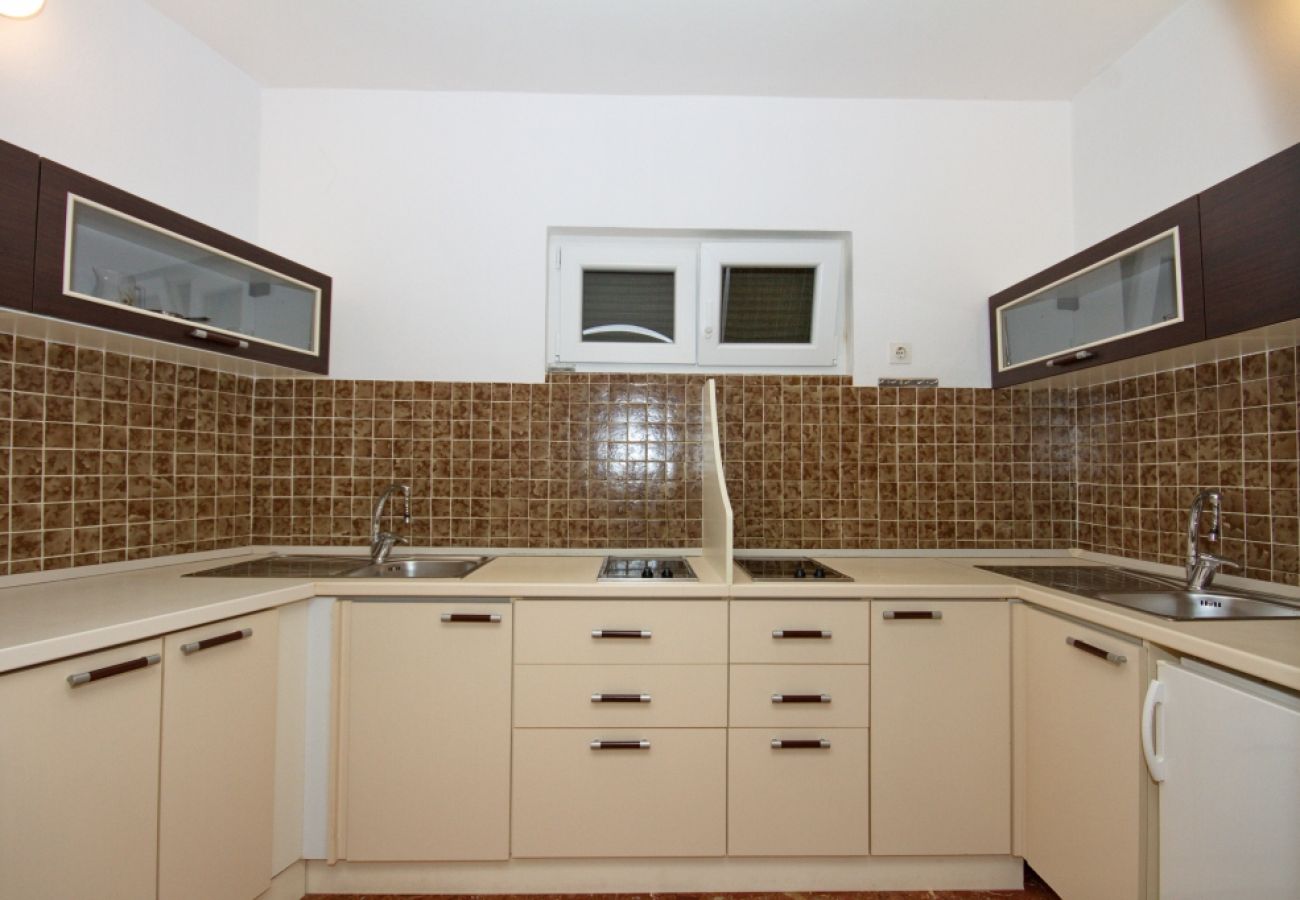 Apartament w Pisak - Apartament w Pisak z Widok na morze, Loggia, Klimatyzacja, WIFI (153-28)