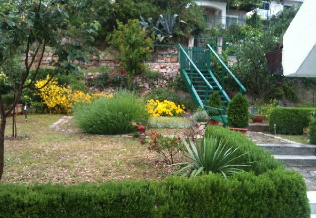 Studio w Pisak - Apartament Studio w Pisak z Widok na morze, taras, Klimatyzacja, WIFI (153-30) Studio w Pisak - Apartament Studio w Pisak z Widok na morze, taras, Klimatyzacja, WIFI (153-30)