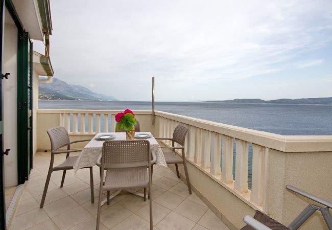 Apartament w Pisak - Apartament w Pisak z Widok na morze, taras, Klimatyzacja, WIFI (153-32) Apartament w Pisak - Apartament w Pisak z Widok na morze, taras, Klimatyzacja, WIFI (153-32)