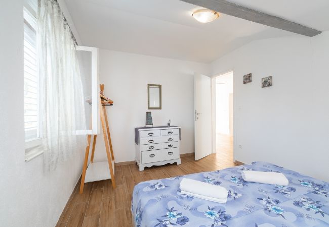 Dom w Vela Luka - Robinson dom w Vela Luka z Widok na morze, taras, Klimatyzacja, WIFI (3439-1) Dom w Vela Luka - Robinson dom w Vela Luka z Widok na morze, taras, Klimatyzacja, WIFI (3439-1)