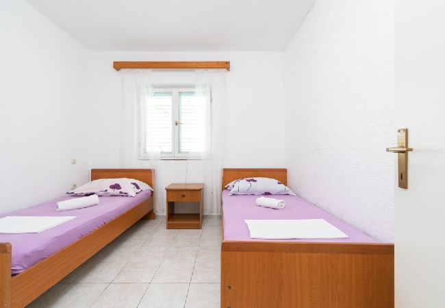 Dom w Vela Luka - Robinson dom w Vela Luka z Widok na morze, taras, Klimatyzacja, WIFI (3439-1) Dom w Vela Luka - Robinson dom w Vela Luka z Widok na morze, taras, Klimatyzacja, WIFI (3439-1)