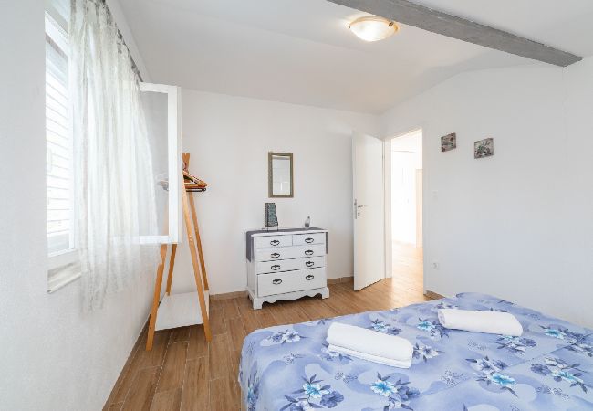 Dom w Vela Luka - Robinson dom w Vela Luka z Widok na morze, taras, Klimatyzacja, WIFI (3439-1) Dom w Vela Luka - Robinson dom w Vela Luka z Widok na morze, taras, Klimatyzacja, WIFI (3439-1)