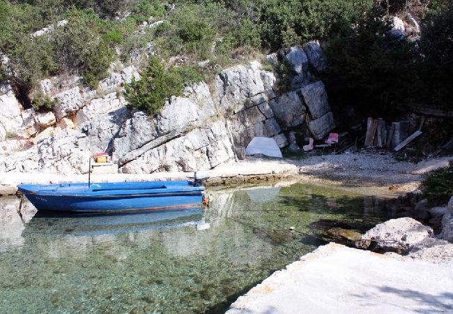 Apartament w Stari Grad - Apartament w Basina z Widok na morze, taras (3450-3) Apartament w Stari Grad - Apartament w Basina z Widok na morze, taras (3450-3)